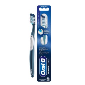 Зубна щітка Oral-B Pro Expert Clinical середньої жорсткості